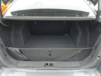 2025 Nissan Versa S – miniatura 14