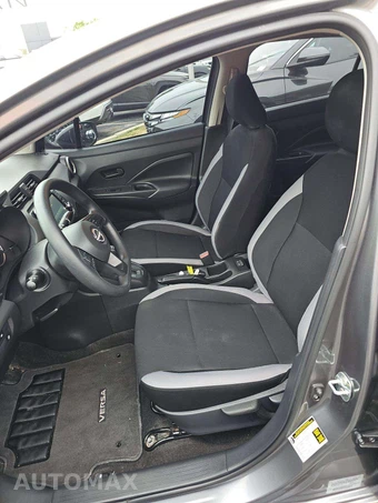 2025 Nissan Versa S – miniatura 6