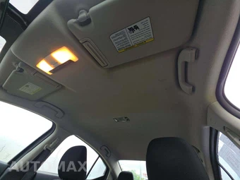 2025 Nissan Versa S – miniatura 11