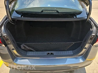 2025 Nissan Versa S – miniatura 13