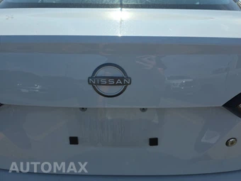 2025 Nissan Versa S – miniatura 17
