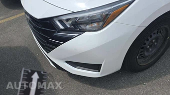 2025 Nissan Versa S – miniatura 18
