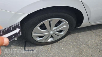 2025 Nissan Versa S – miniatura 23