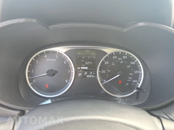 2025 Nissan Versa S - miniatura 12