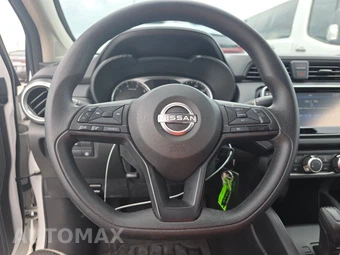 2025 Nissan Versa S - miniatura 16
