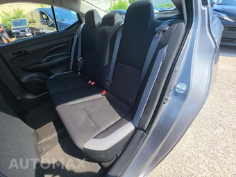 2025 Nissan Versa S – miniatura 13