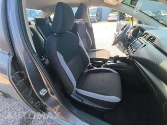 2025 Nissan Versa S – miniatura 18