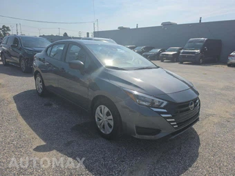 2025 Nissan Versa S – miniatura 4