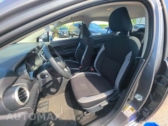 2025 Nissan Versa S – miniatura 6