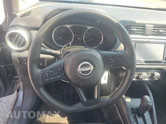 2025 Nissan Versa S - miniatura 10