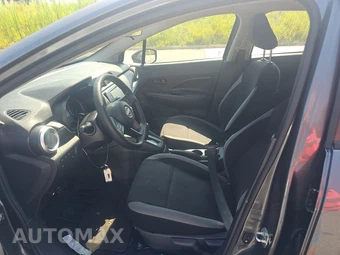 2025 Nissan Versa S - miniatura 7