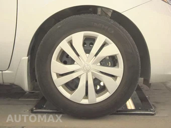 2025 Nissan Versa S – miniatura 10