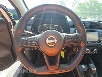 2025 Nissan Versa S – miniatura 16