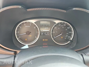 2025 Nissan Versa S – miniatura 18