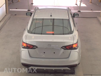 2025 Nissan Versa S – miniatura 6