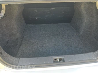 2025 Nissan Versa S – miniatura 16