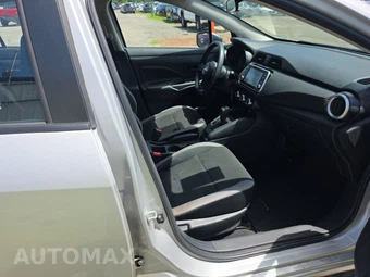 2025 Nissan Versa S – miniatura 8