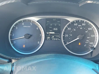 2025 Nissan Versa S – miniatura 12
