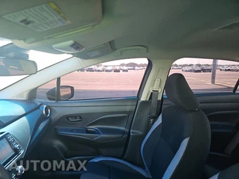 2025 Nissan Versa S – miniatura 17