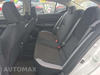 2025 Nissan Versa S – miniatura 13