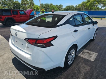 2025 Nissan Versa S – miniatura 4