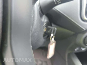 2025 Nissan Versa S – miniatura 8