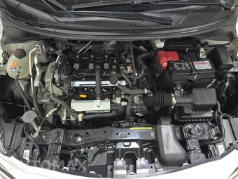2025 Nissan Versa S – miniatura 15