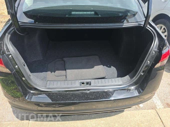 2025 Nissan Versa S – miniatura 14