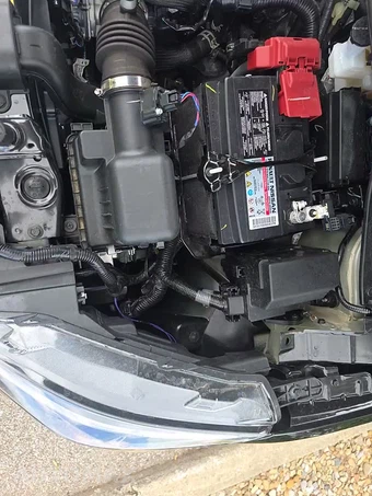 2025 Nissan Versa S – miniatura 21