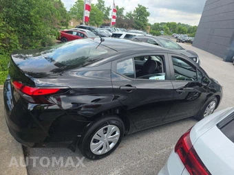 2025 Nissan Versa S – miniatura 4