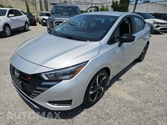2025 Nissan Versa SR