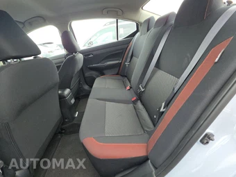 2025 Nissan Versa SR – miniatura 13