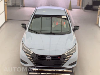 2025 Nissan Versa SR – miniatura 2