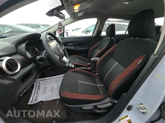 2025 Nissan Versa SR – miniatura 7