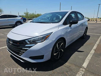 2025 Nissan Versa SR