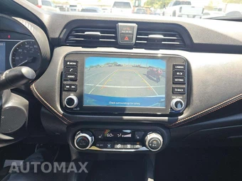 2025 Nissan Versa SR – miniatura 10