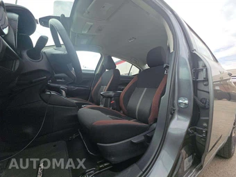 2025 Nissan Versa SR – miniatura 6