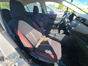 2025 Nissan Versa SR - miniatura 18