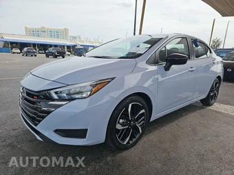 2025 Nissan Versa SR