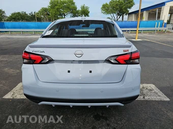 2025 Nissan Versa SR – miniatura 5