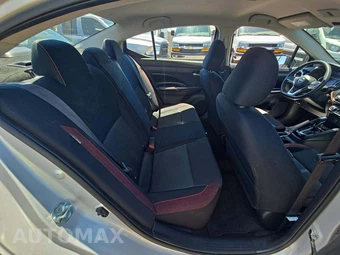 2025 Nissan Versa SR – miniatura 16