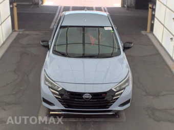 2025 Nissan Versa SR - miniatura 2