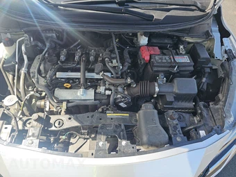 2025 Nissan Versa SV - miniatura 16