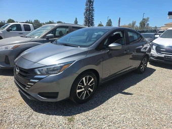 2025 Nissan Versa SV