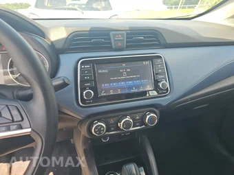 2025 Nissan Versa SV - miniatura 11