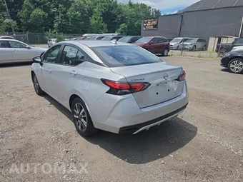 2025 Nissan Versa SV – miniatura 6