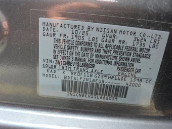 2025 Nissan Versa SV – miniatura 15
