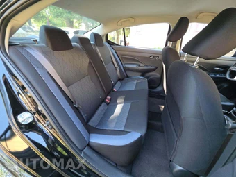 2025 Nissan Versa SV - miniatura 16
