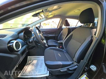 2025 Nissan Versa SV - miniatura 6