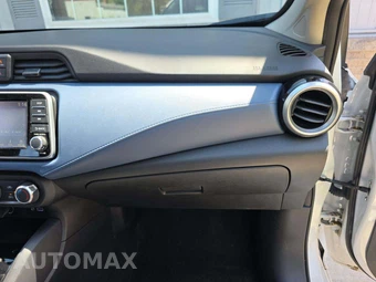 2025 Nissan Versa SV – miniatura 19